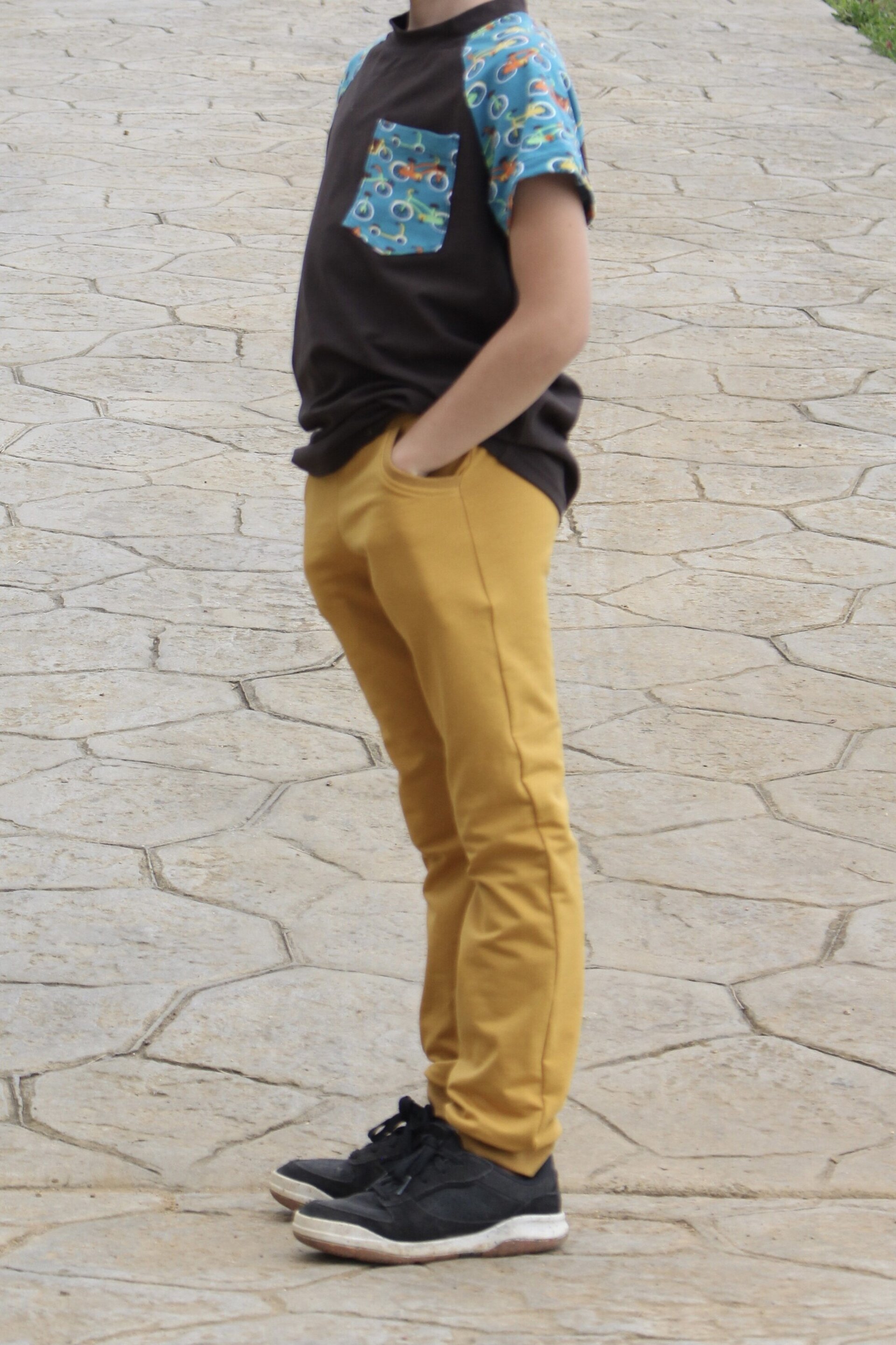 Joggers Infantiles Básicos - Mostaza - 6