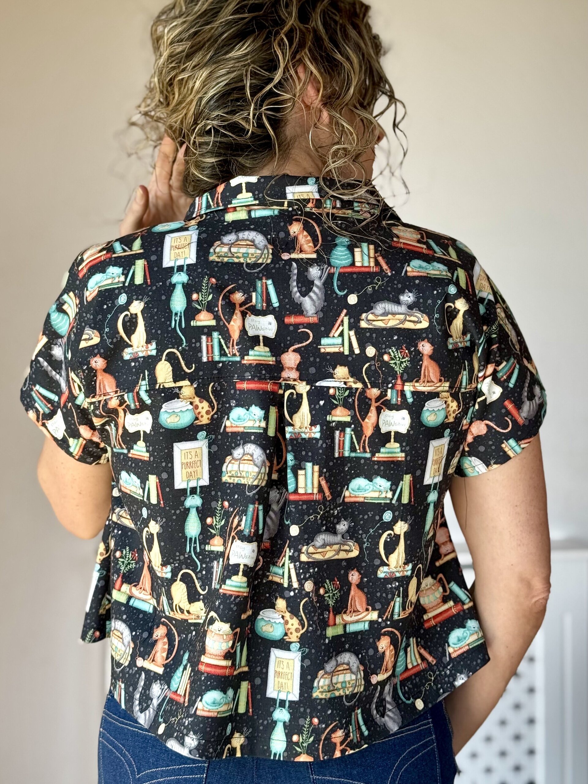 Blusa Dolman - Gatos y Libros - negro - 6