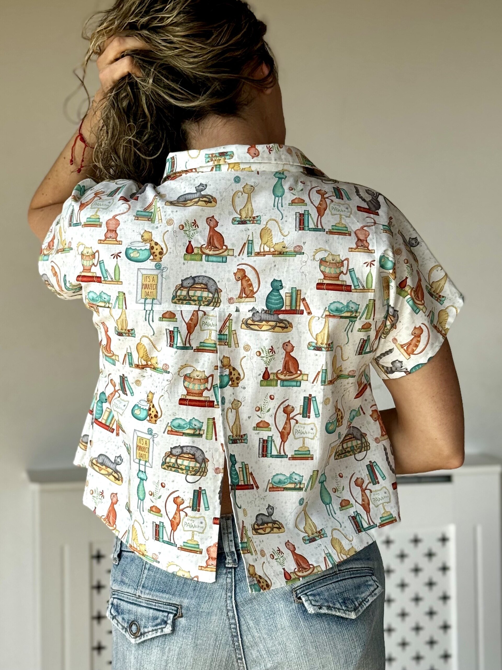 Blusa Dolman - Gatos y Libros - blanco - 6