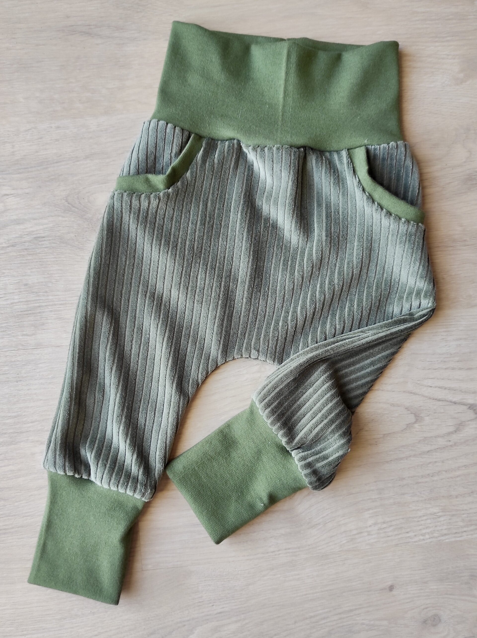 Pantalón Evolutivo Bolsillos - punto pana - verde - 3