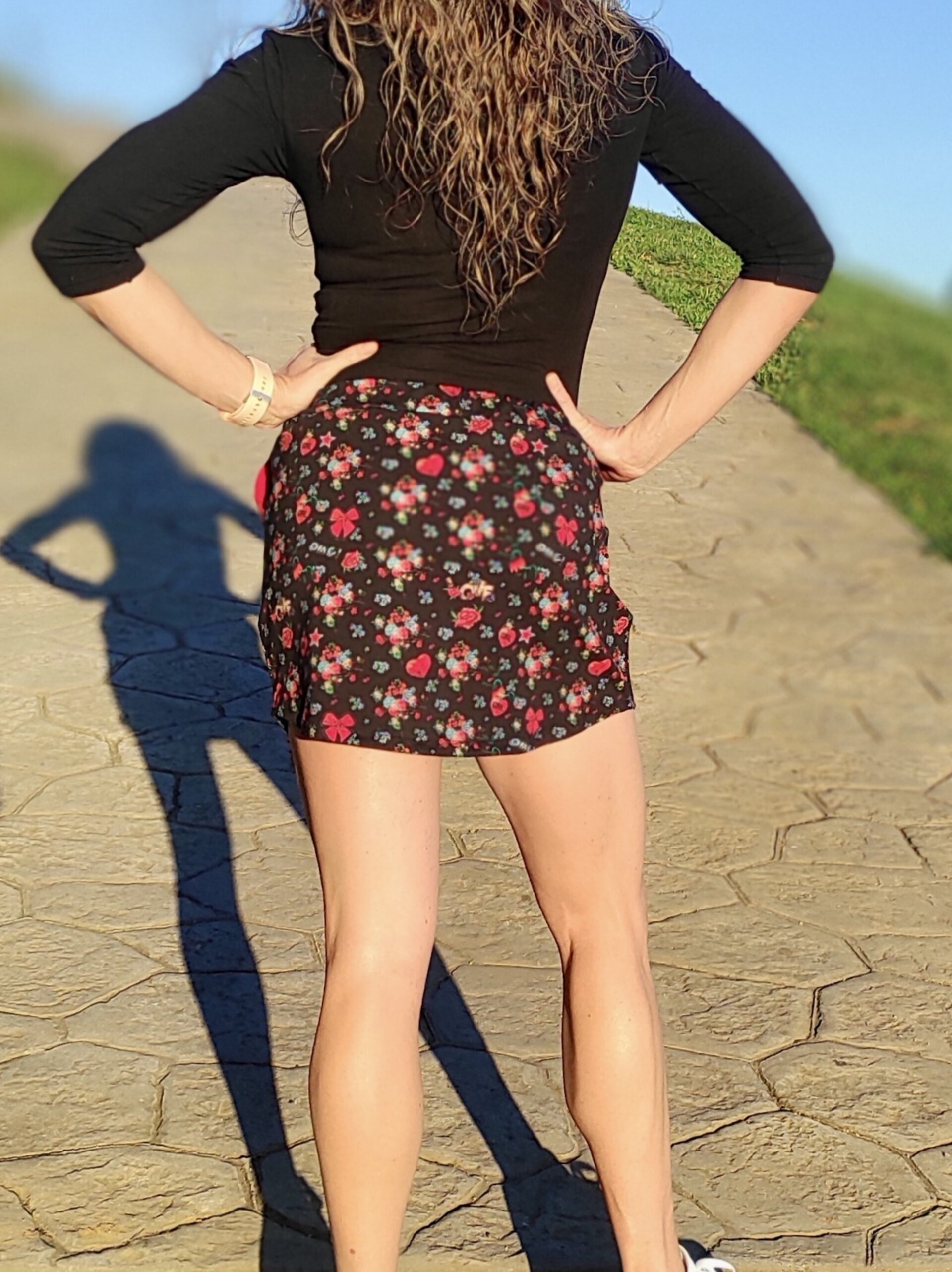 Falda mujer - bajo curvado - Rosas y Corazones - 12