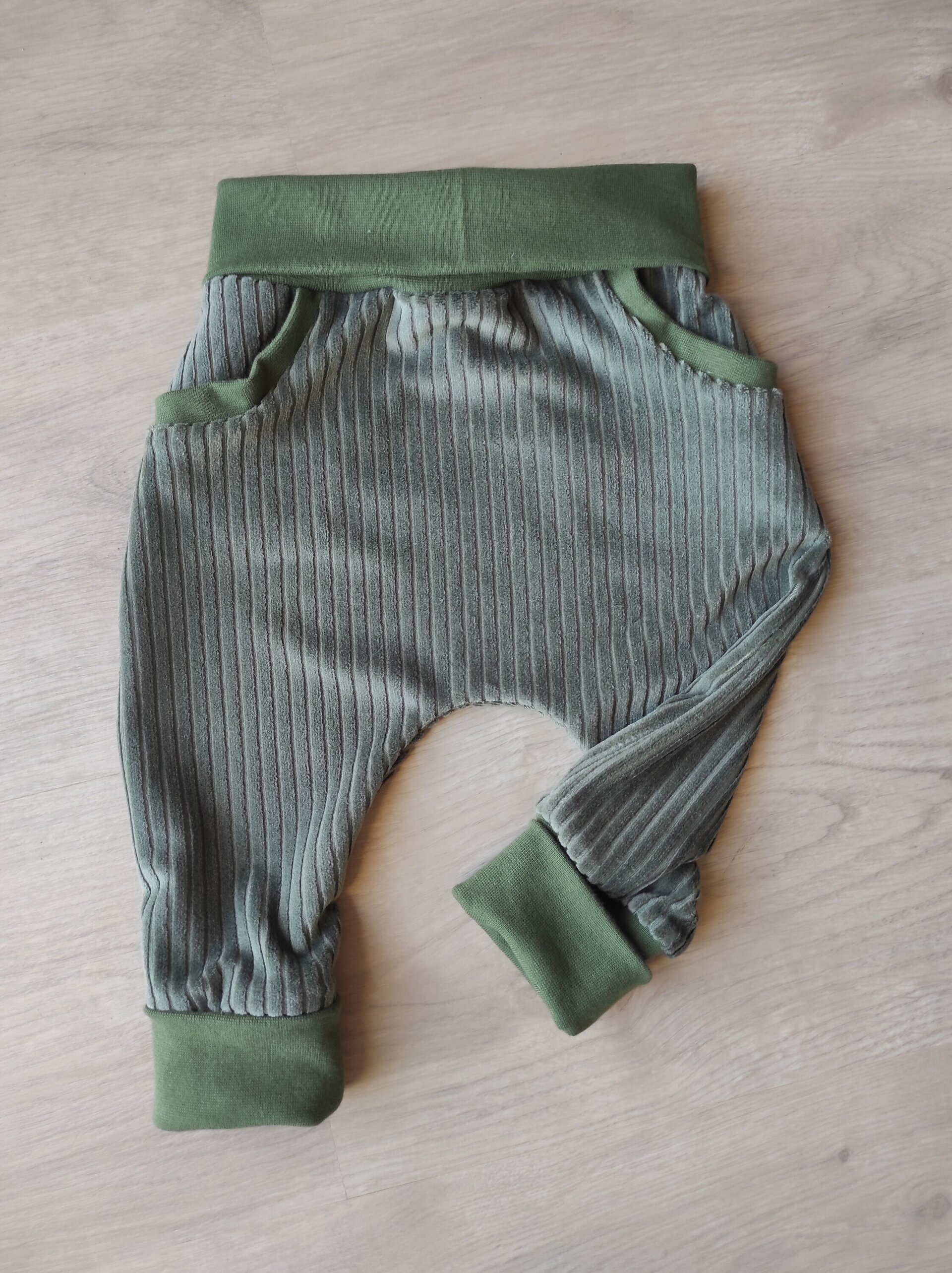 Pantalón Evolutivo Bolsillos - punto pana - verde - 2