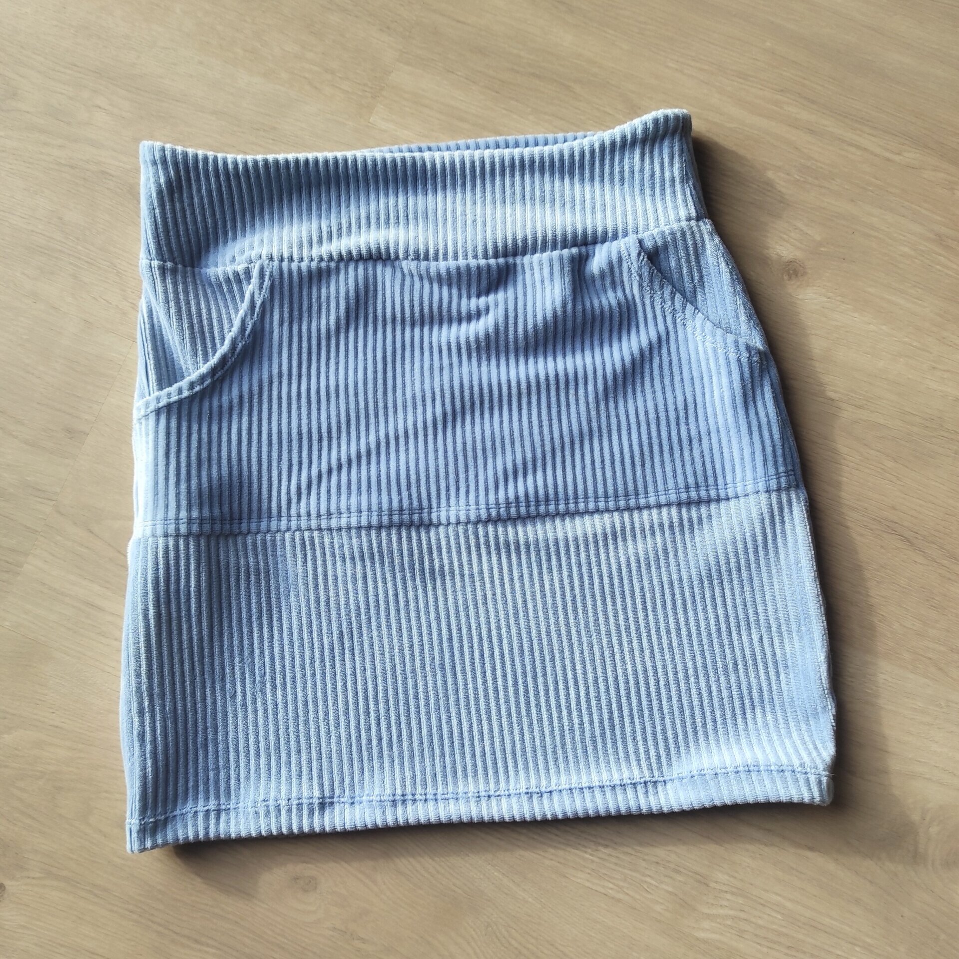 Mini Falda mujer - pana - bolsillo canguro - azul - 8