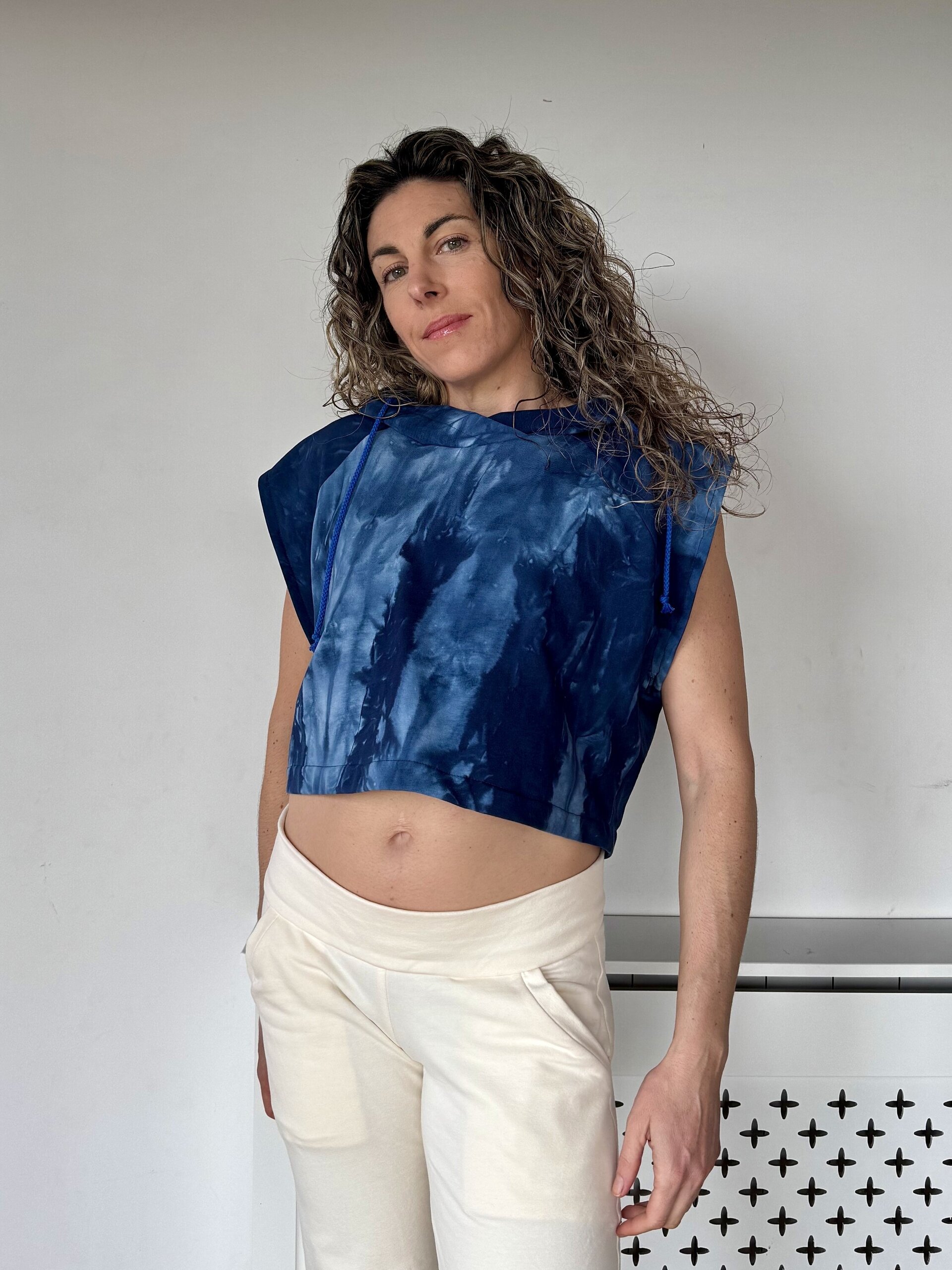 Top crop espalda abierta - Tie-Dye azul - 13