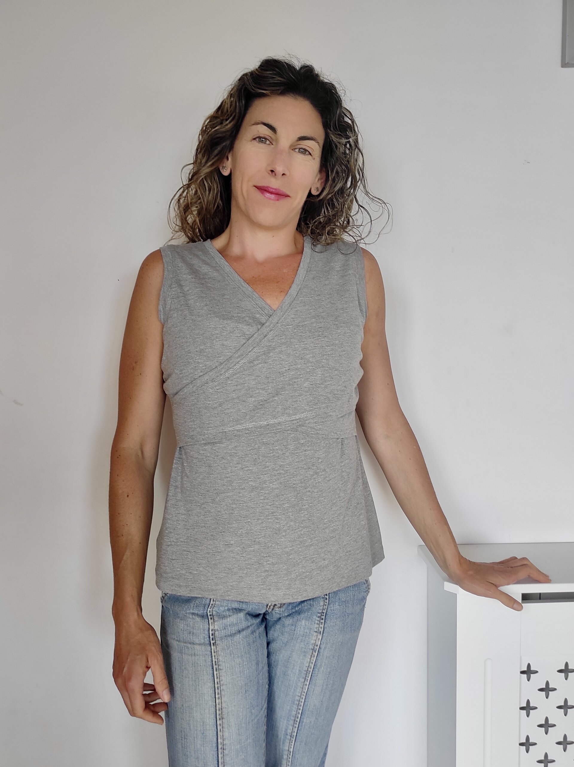 Camiseta de Lactancia - Escote cruzado - Gris Claro - 5