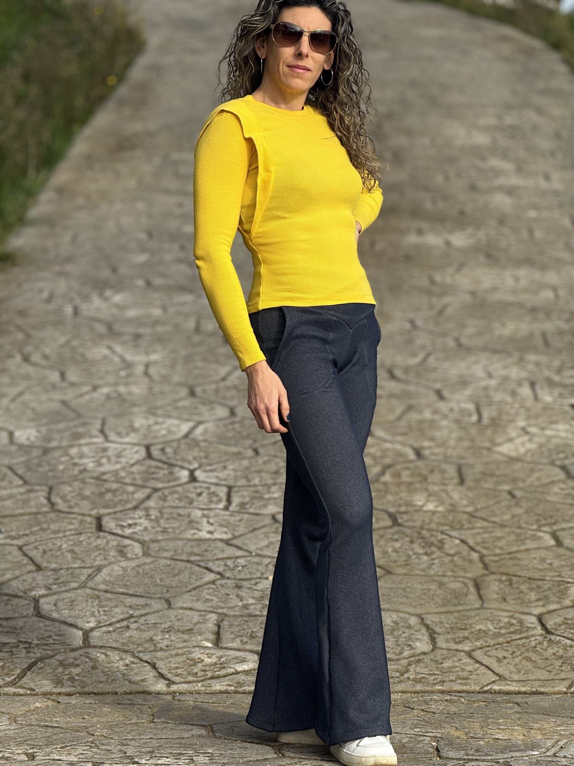 Pantalón Acampanado - Cinturilla cruzada triangular - sudadera afelpada denim - 6