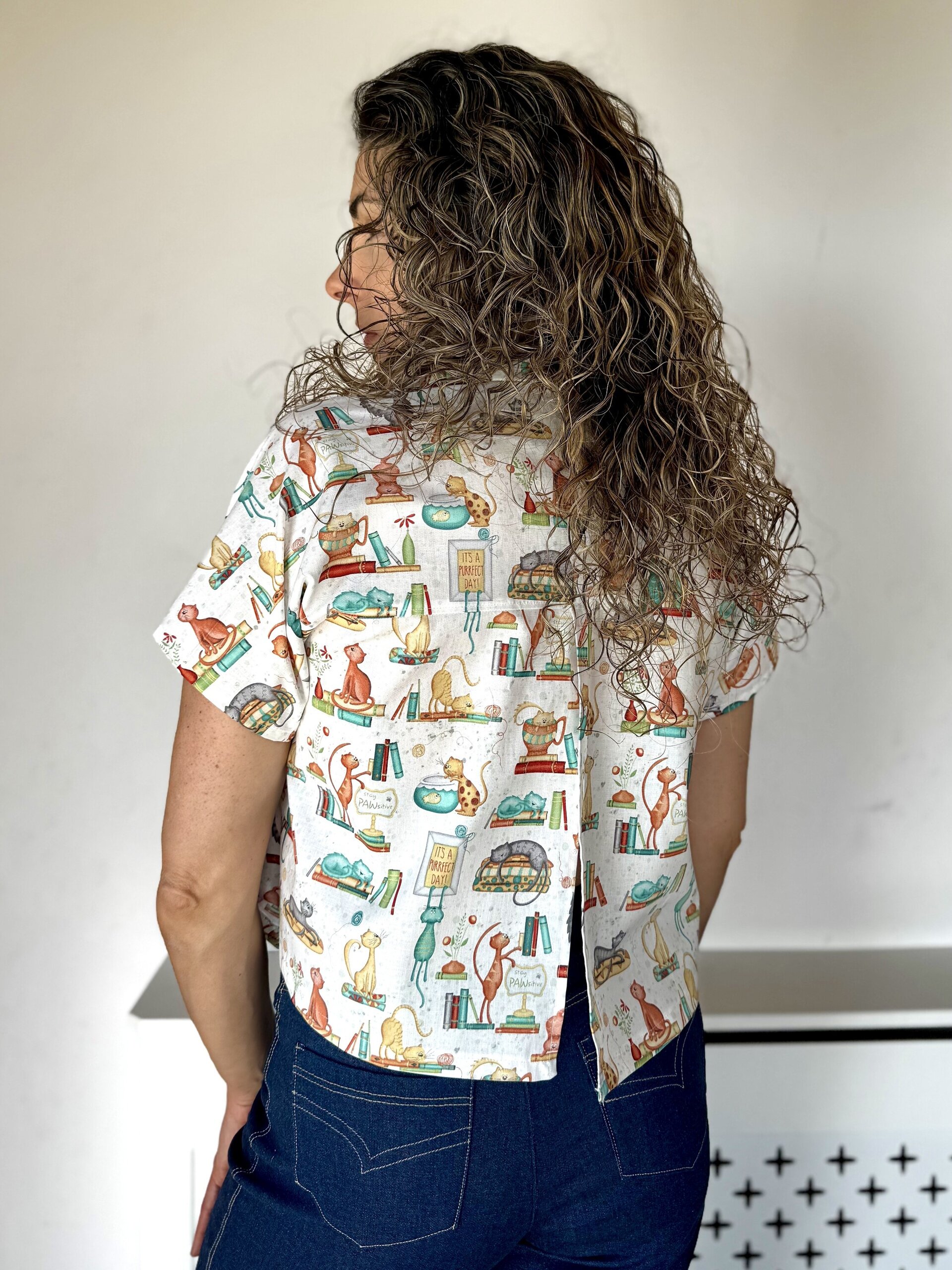 Blusa Dolman - Gatos y Libros - blanco - 4