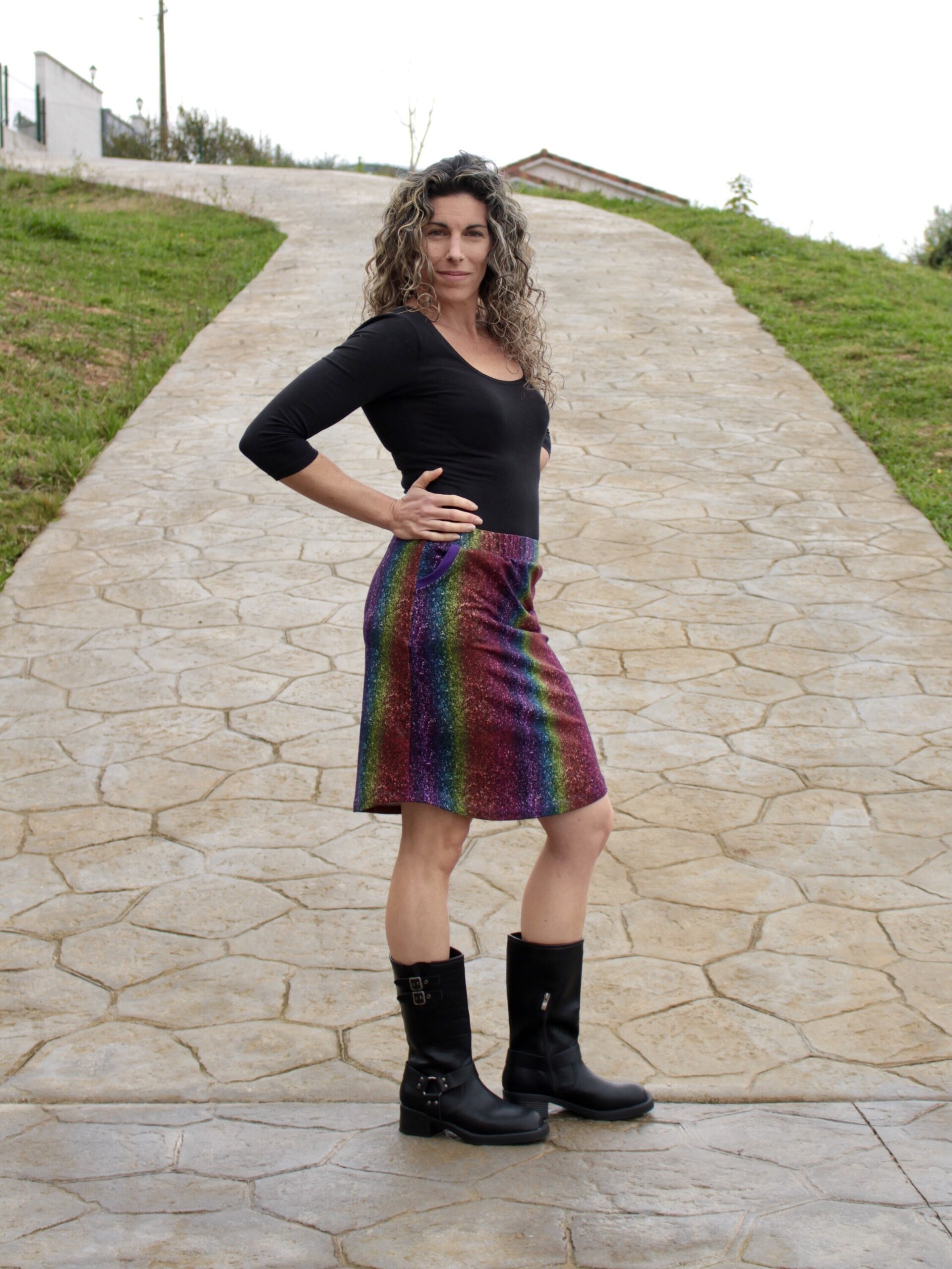 Falda mujer - bajo curvado - Arcoiris Brillantina - 3
