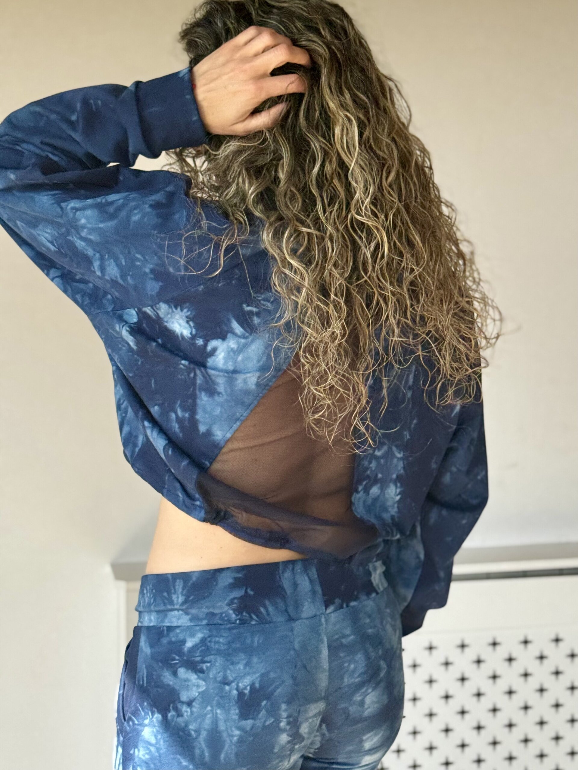Sudadera crop espalda transparente - Tie-Dye azul - 5