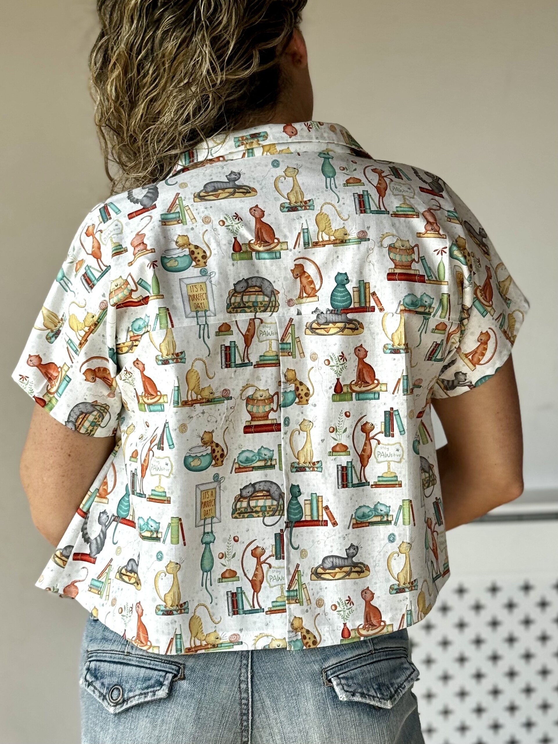 Blusa Dolman - Gatos y Libros - blanco - 3