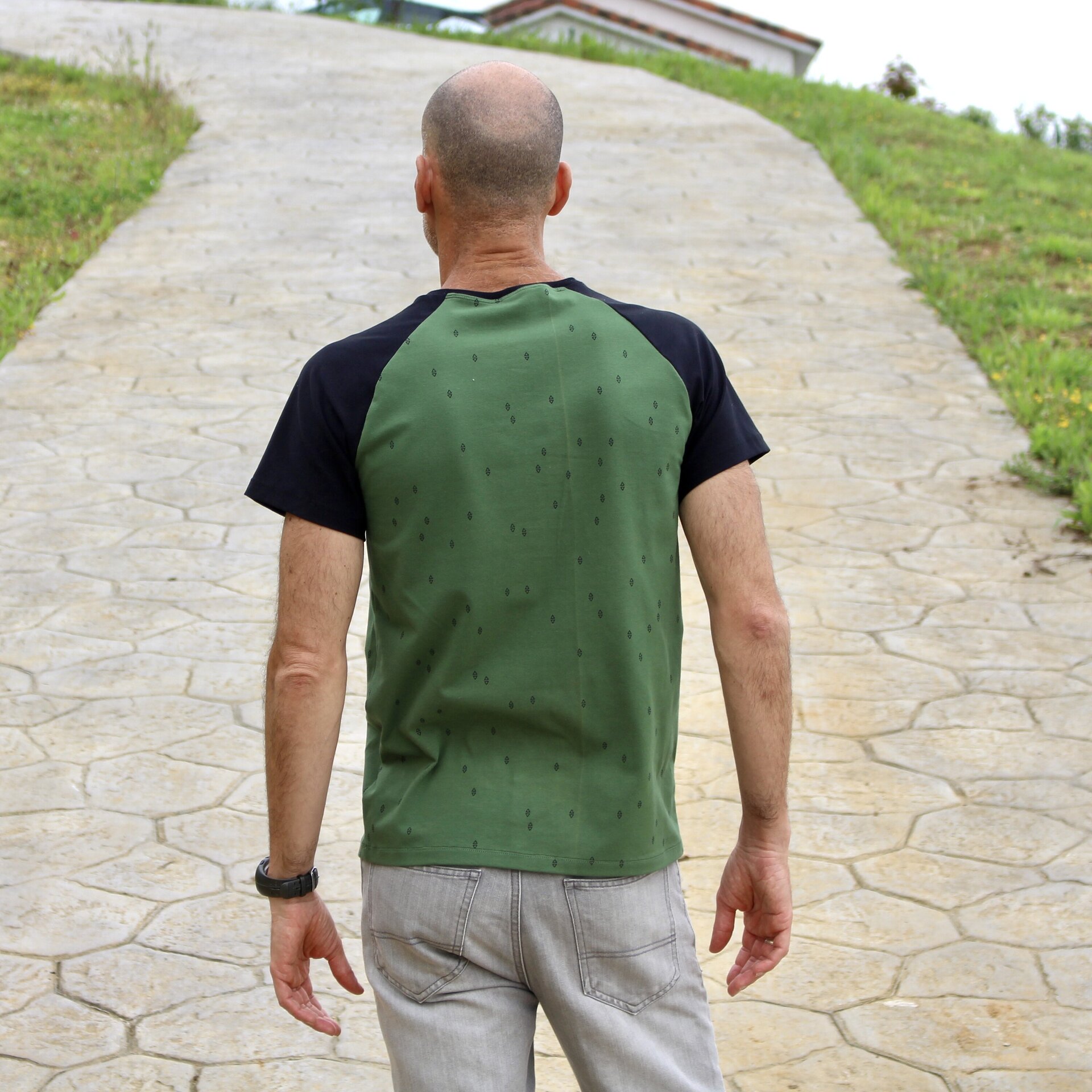 Camiseta Raglán Bolsillo - Verde/Negro - 2