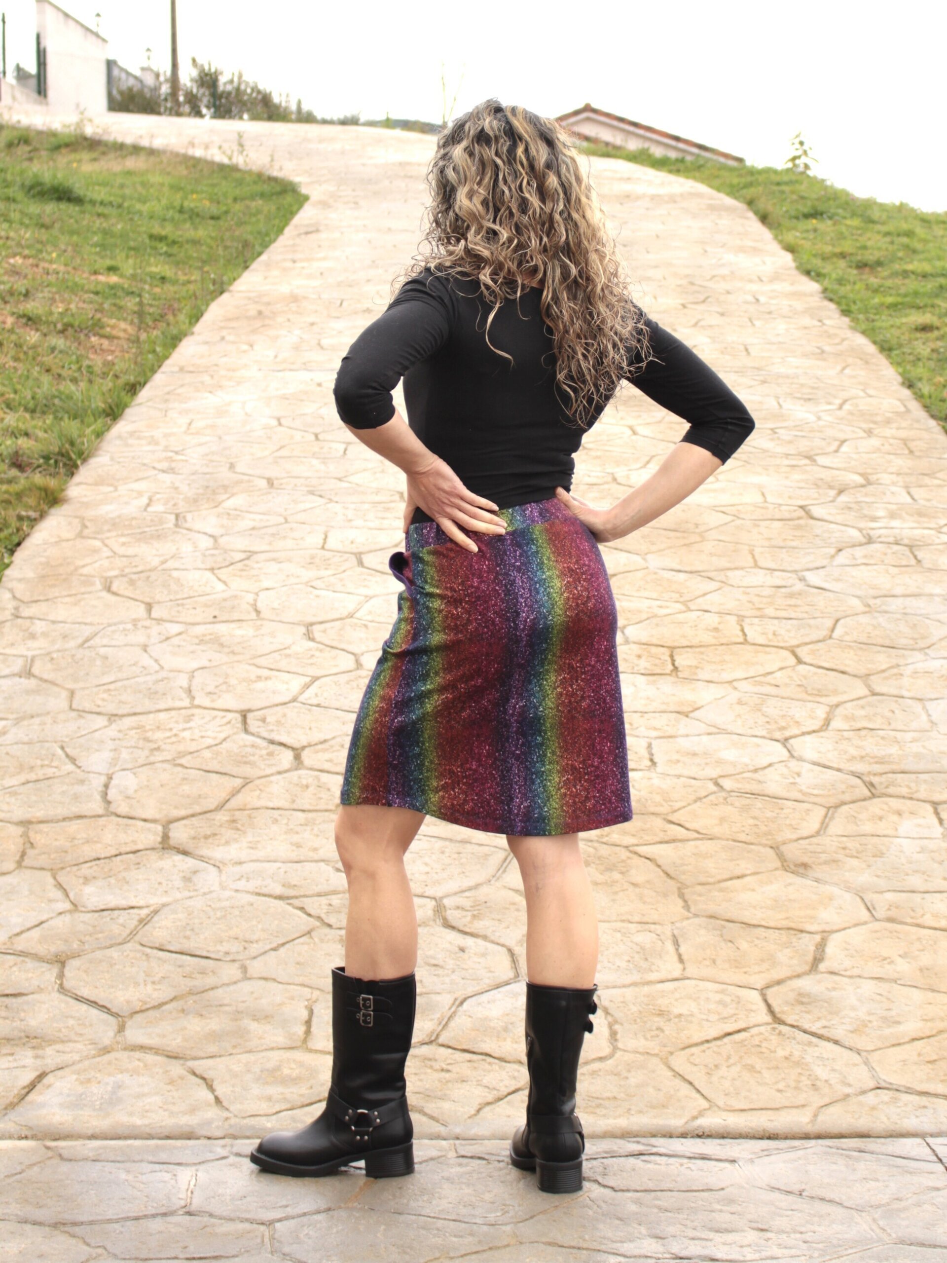 Falda mujer - bajo curvado - Arcoiris Brillantina - 2