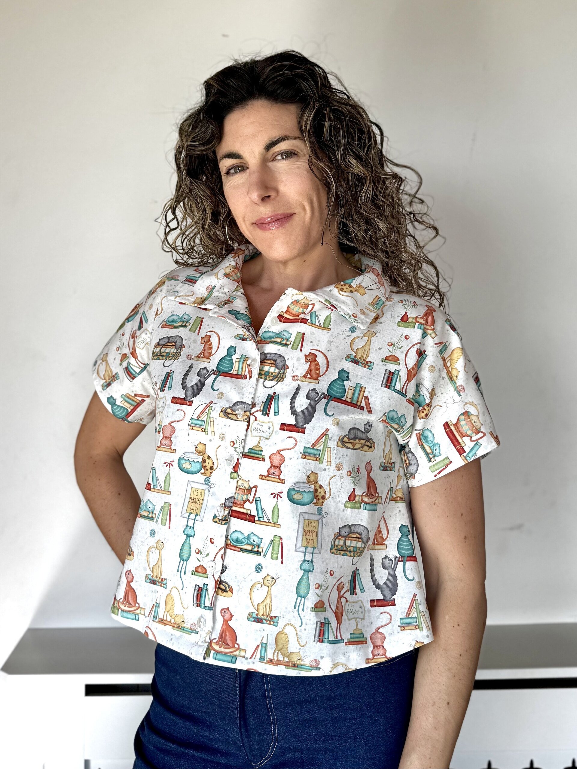 Blusa Dolman - Gatos y Libros - blanco - 2