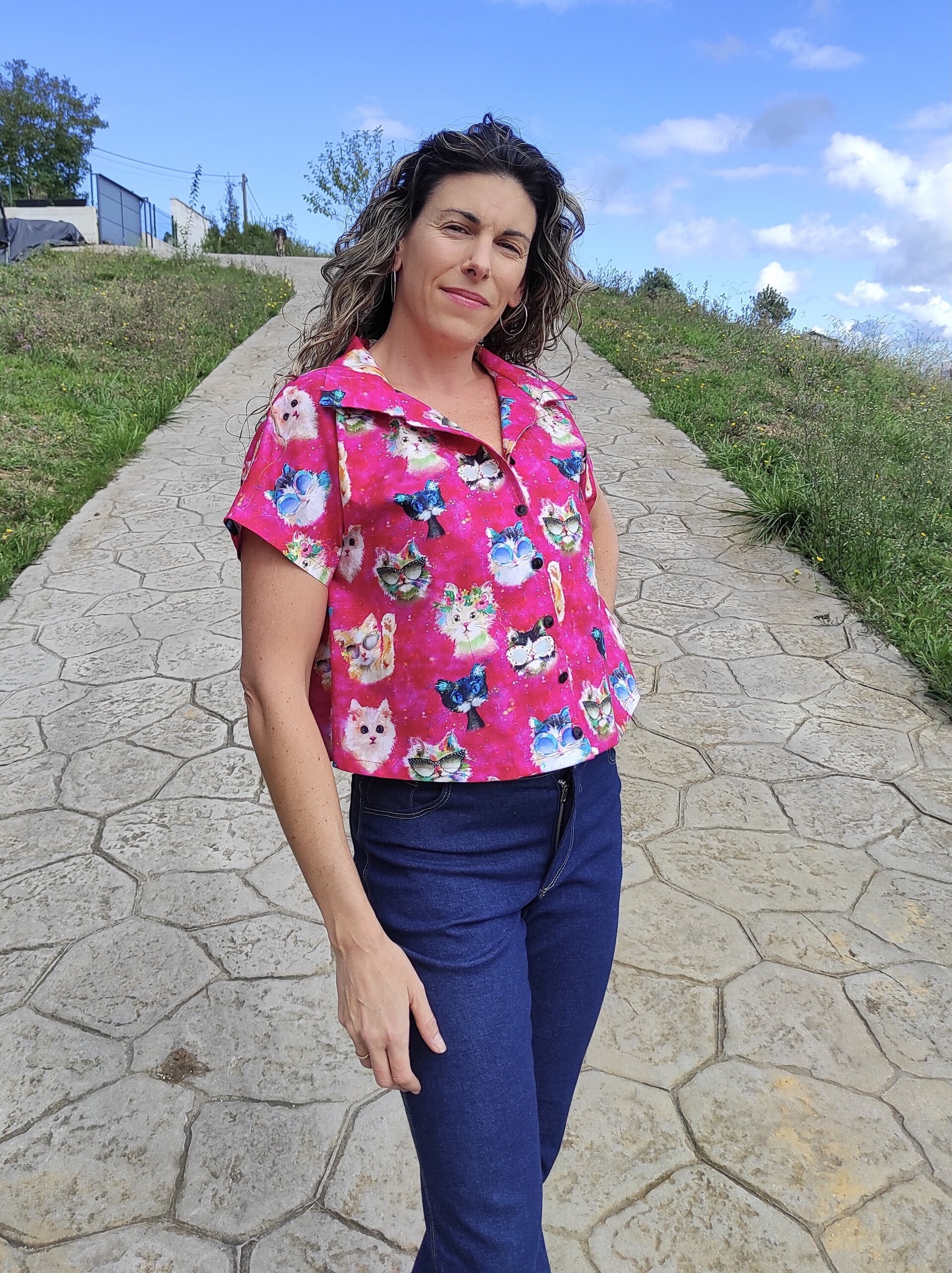 Blusa Dolman Crop - Gatos fucsia - 3