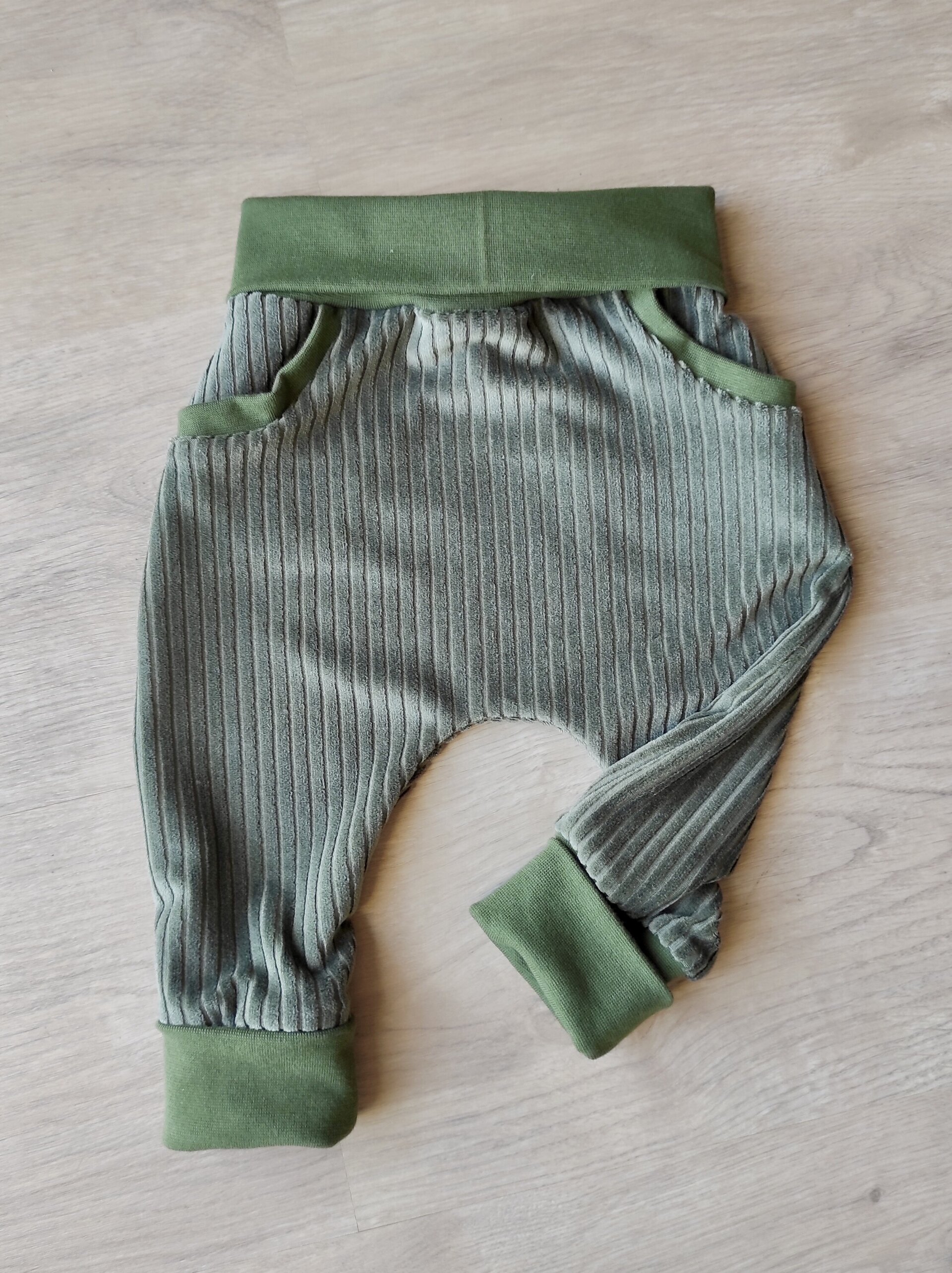 Pantalón Evolutivo Bolsillos - punto pana - verde - 4