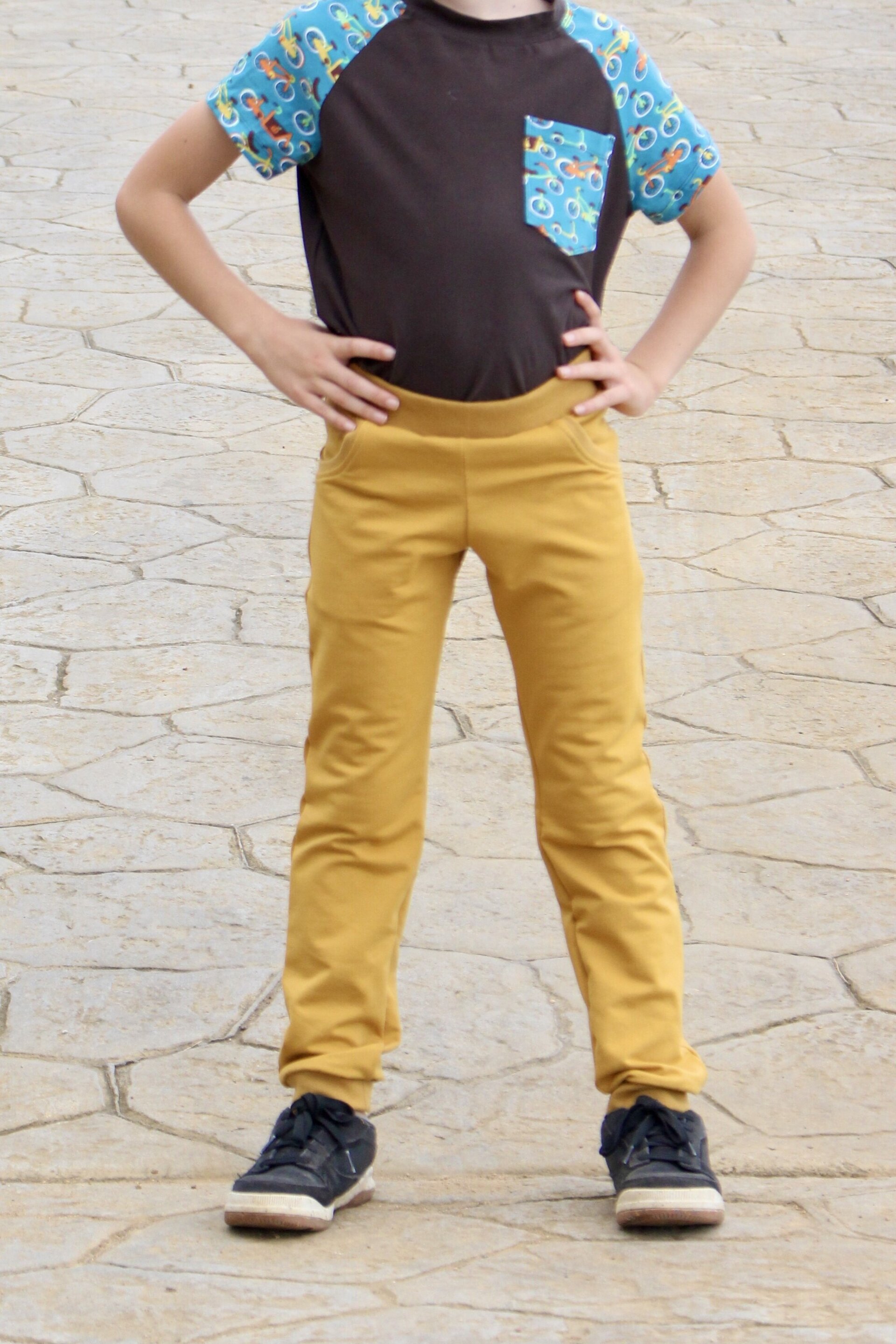 Joggers Infantiles Básicos - Mostaza - 2